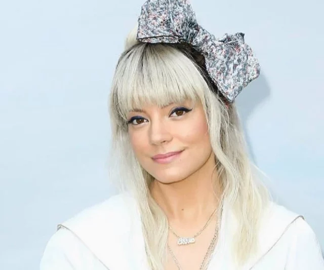 Lily Allen Biography, Age, Parents, Husband, Net Worth, Movies, Career