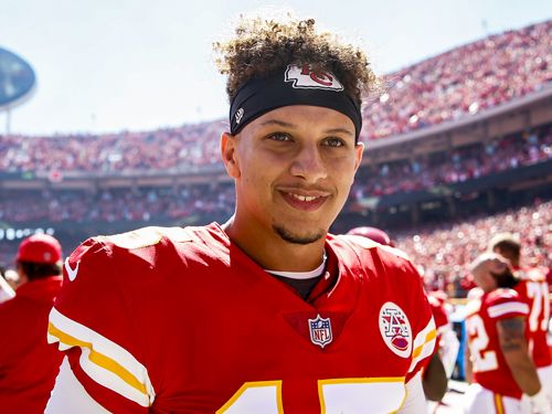 Patrick Mahomes Biography, Age, Weight, Height, Nationality, Properties, Records, Net Worth